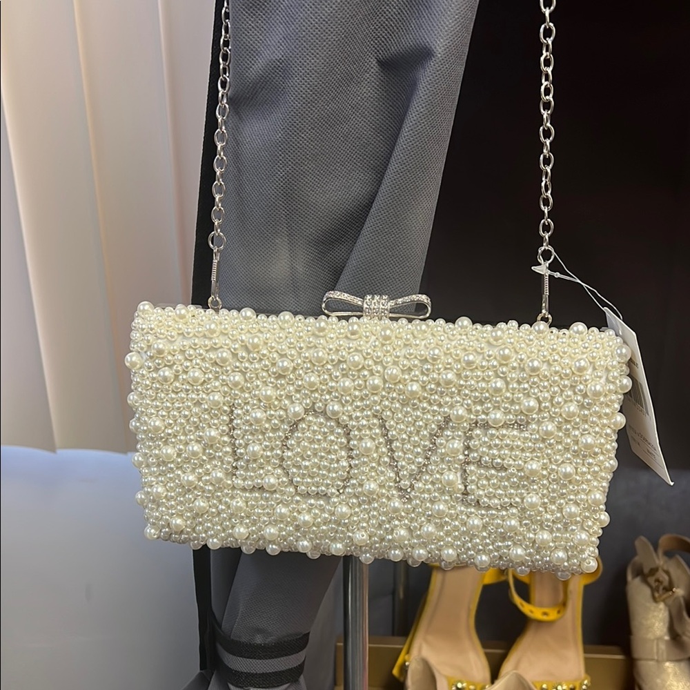 Elegant Pearl-Embellished Clutch